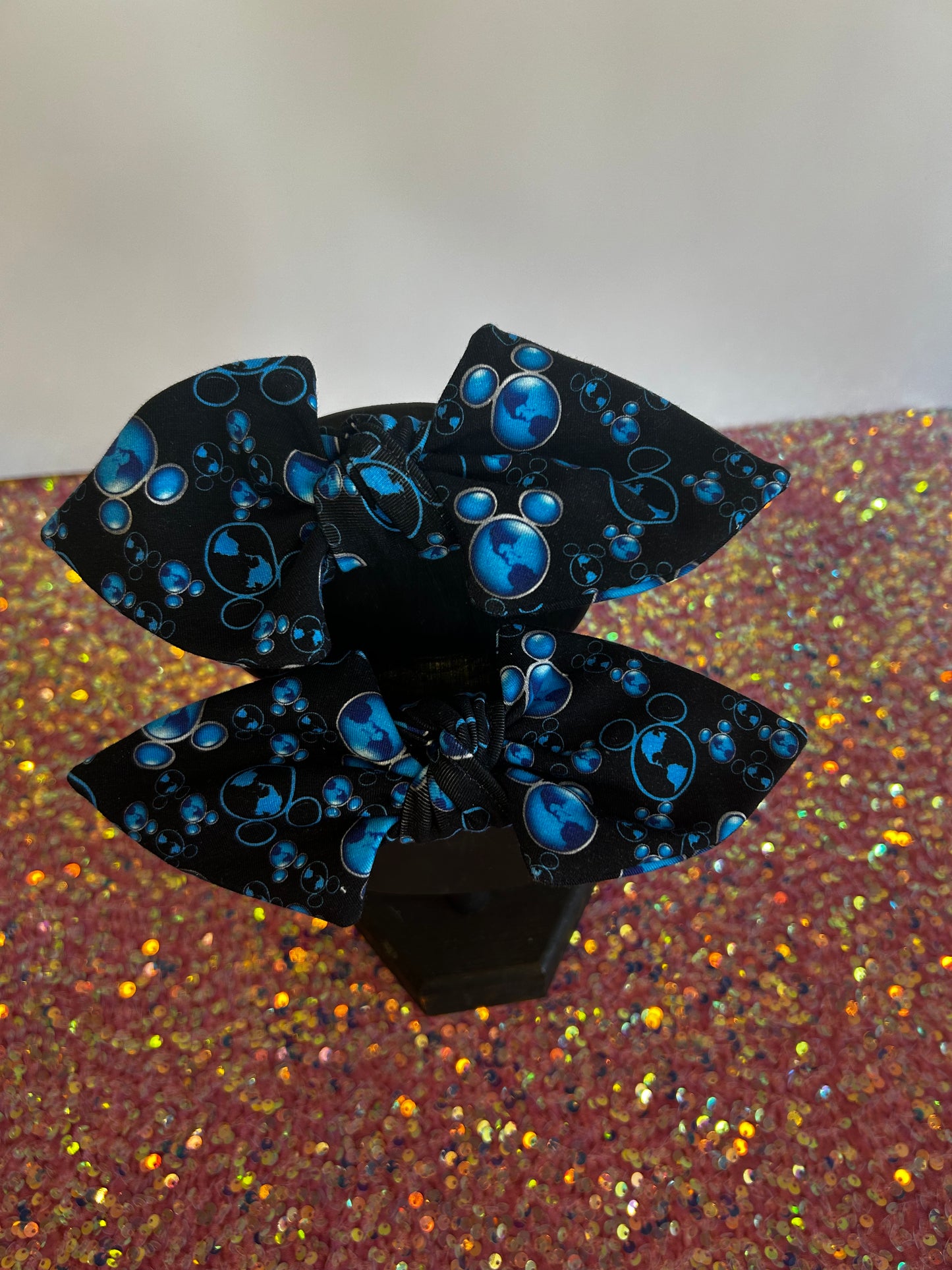 DVC Black Background Knotty
